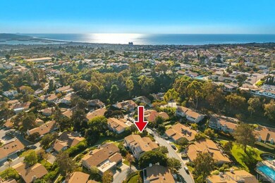 2047 Caminito Circulo Norte, La Jolla, CA 92037 - photo 2