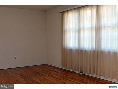 304 Meriden Dr, Newark, DE 19711 - photo 2