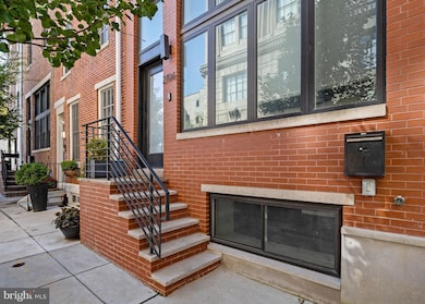 2106 Spring St, Philadelphia, PA 19103 - photo 3