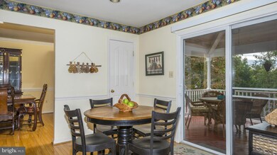 6453 Coxwold Dr, Elkridge, MD 21075 - photo 7