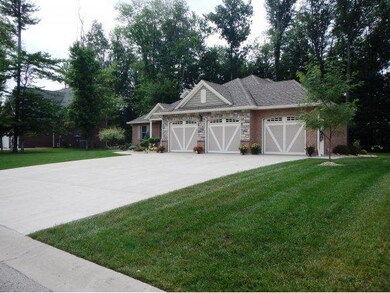 369 Woodside Ct, Batesville, IN 47006 - photo 3