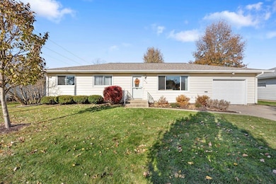 216 Hoover St, Sun Prairie, WI 53590 - photo 7