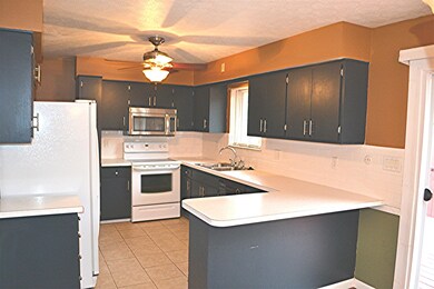 5426 Vinewood Ct, Columbus, OH 43229 - photo 5