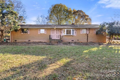 1801 Gemway Dr, Charlotte, NC 28216 - photo 3