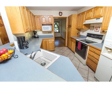 36 Dwight St, Hatfield, MA 01038 - photo 2