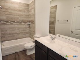 3513 Abraham Dr unit B, Killeen, TX 76549 - photo 3