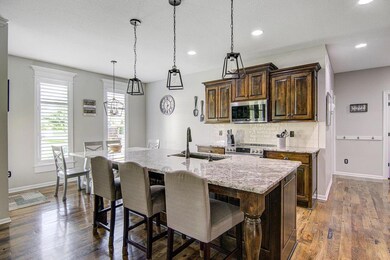 16324 S Locust St, Olathe, KS 66062 - photo 6