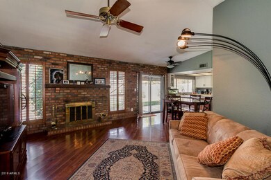 06-Family room