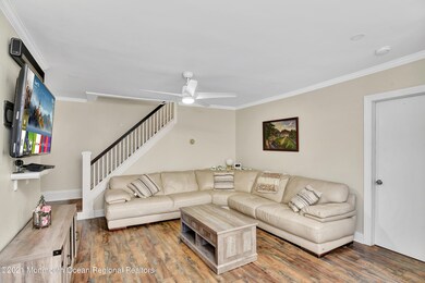 03-Living Room