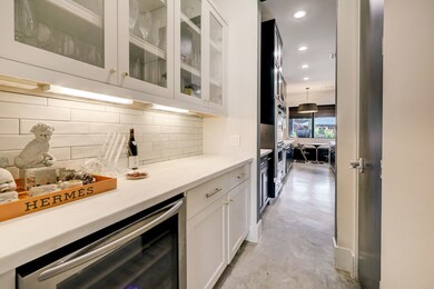 207 W 32nd St, Houston, TX 77018 - photo 6