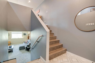 Vinyl flooring + laminate stairs