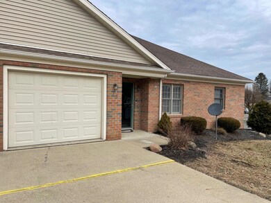 15 Carlin Ct unit 12, Logan, OH 43138 - photo 3