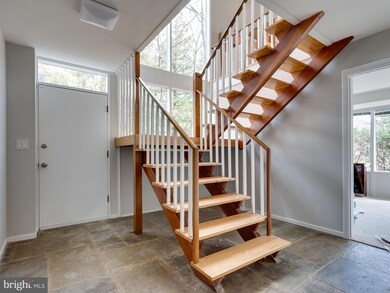 2321 Kimbro St, Alexandria, VA 22307 - photo 2