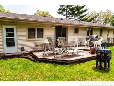 14327 Glenridge Rd, Minnetonka, MN 55345 - photo 3