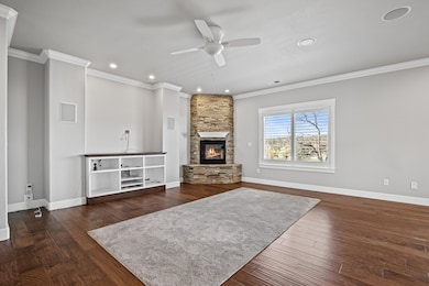 407 N Deanjou Ave, Eagle Point, OR 97524 - photo 5