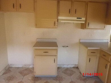 3057 N 87th Dr, Phoenix, AZ 85037 - photo 5