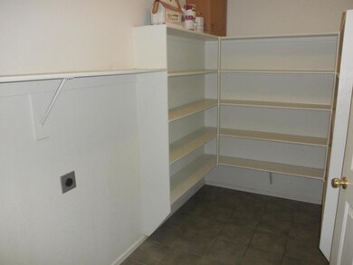 laundry room/pantry