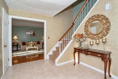 20 Ponderosa Foyer 1