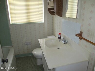 5241 Lexington Ave, Jacksonville, FL 32210 - photo 6