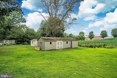 587 Kemp Rd, Pottstown, PA 19465 - photo 4