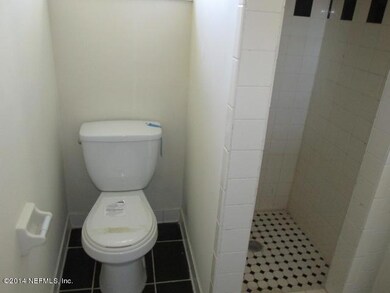 2105 Bayview Rd, Jacksonville, FL 32210 - photo 7