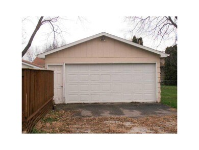 Garage.