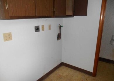 3768 Meadow Dr, Erie, PA 16506 - photo 7