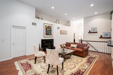 6171 Lynanne Ct, 43231 050