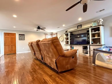 5familyrmPhoto Sep 21 2025, 5 10 32 PM