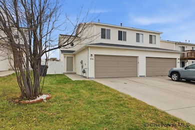 731 W 2nd St, Cheyenne, WY 82007 - photo 2