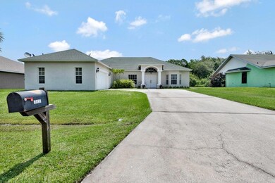 925-SW-Beard-St-Port-St-Lucie_EZP_0137