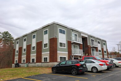 73E Constitution Dr, Londonderry, NH 03053 - photo 2