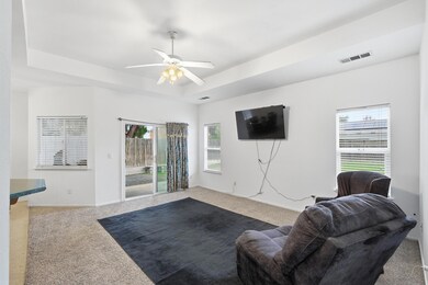 1692 Maple Ct. Tulare-02