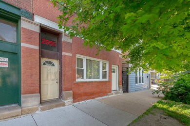 2955 N Spaulding Ave, Chicago, IL 60618 - photo 3