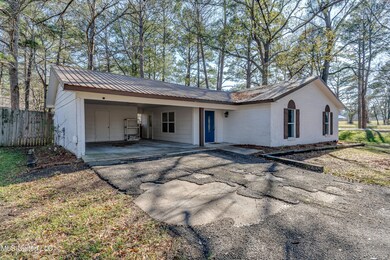 100 N Sweetgum Rd-2