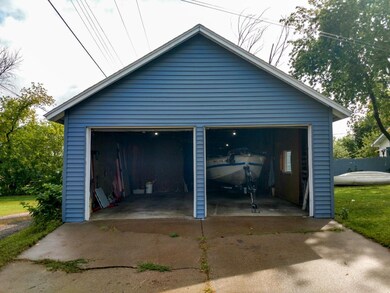 103 E Prospect Ave, Tomahawk, WI 54487 - photo 2