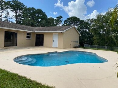 OPEN POOL