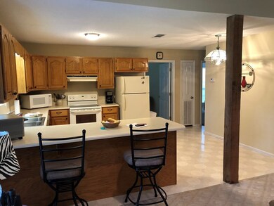 248 Edgewood Cir, Douglas, GA 31533 - photo 4