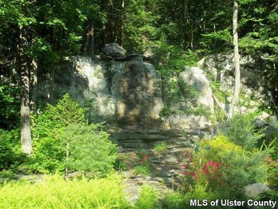 428 N Riverside Rd, Highland, NY 12528 - photo 7