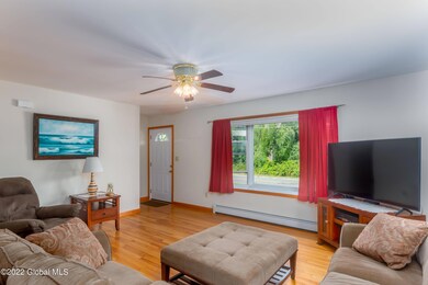 71 Russell Rd, Colonie, NY 12205 - photo 6