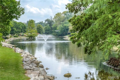 9035 W Swan Cir, Saint Louis, MO 63144 - photo 7