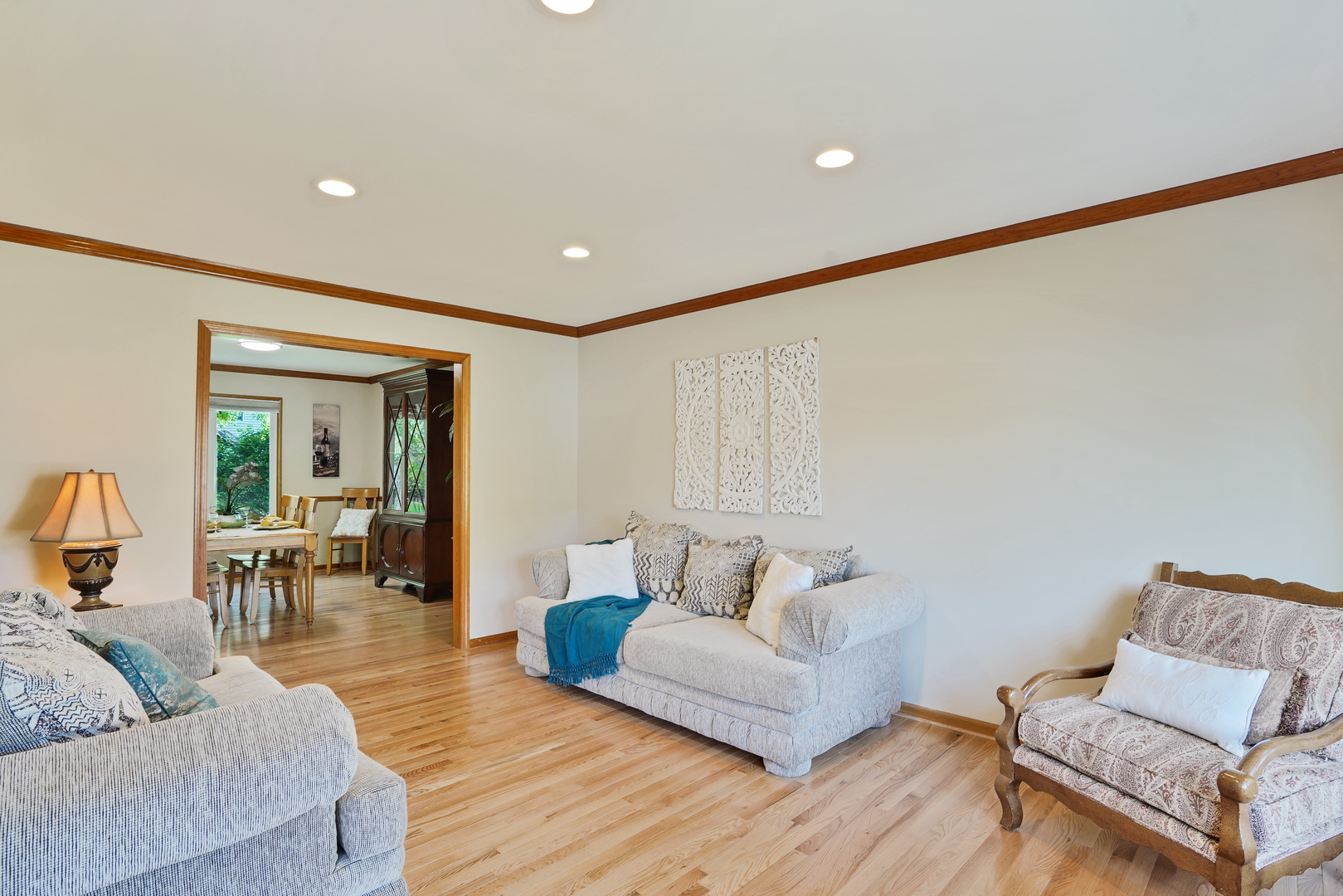 2704 Fairhauser Rd, Naperville, IL 60564 - photo 3