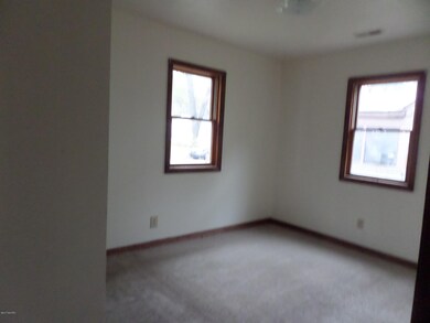 1638 Taft St, Niles, MI 49120 - photo 7