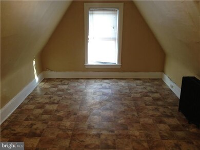 25 Main St unit 3, Darby, PA 19023 - photo 6