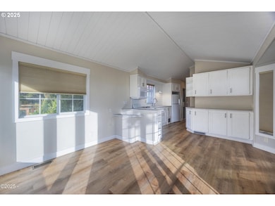 4875 N Highway 101 unit 45, Depoe Bay, OR 97341 - photo 7