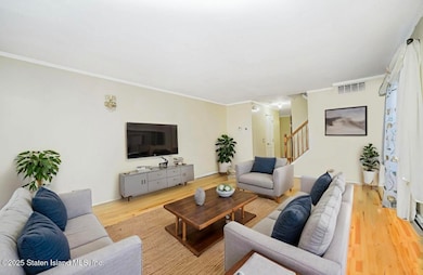 136 Lyman Ave unit 5, Staten Island, NY 10305 - photo 7