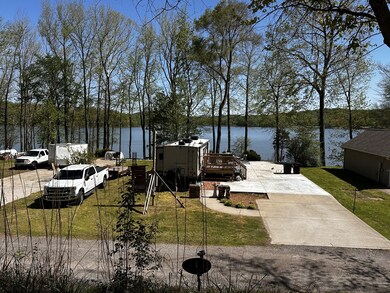 135 Southernaire Loop, Stewart, TN 37175 - photo 6