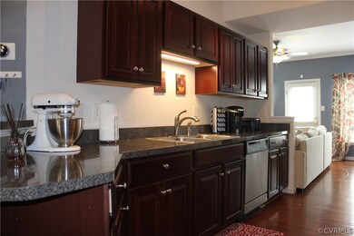 Plenty of cabinet and counter space!