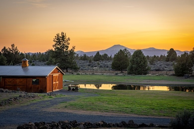 22311 Mcardle Rd, Bend, OR 97702 - photo 2