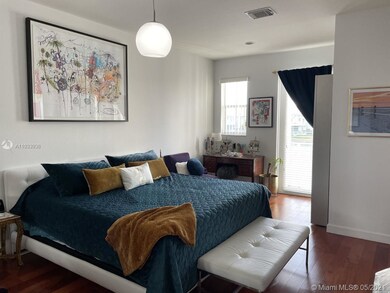 10719 NW 75th St, Doral, FL 33178 - photo 4